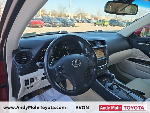 Used 2010 Lexus IS 250C image 9