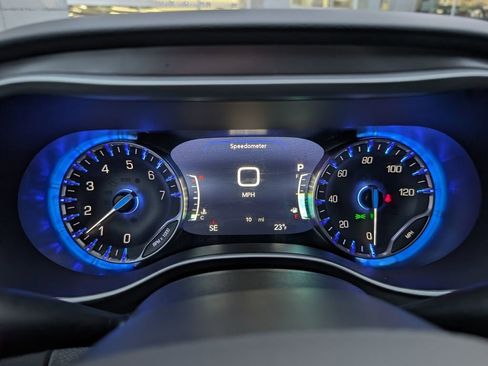 New 2026 Chrysler Voyager LX FWD image 25