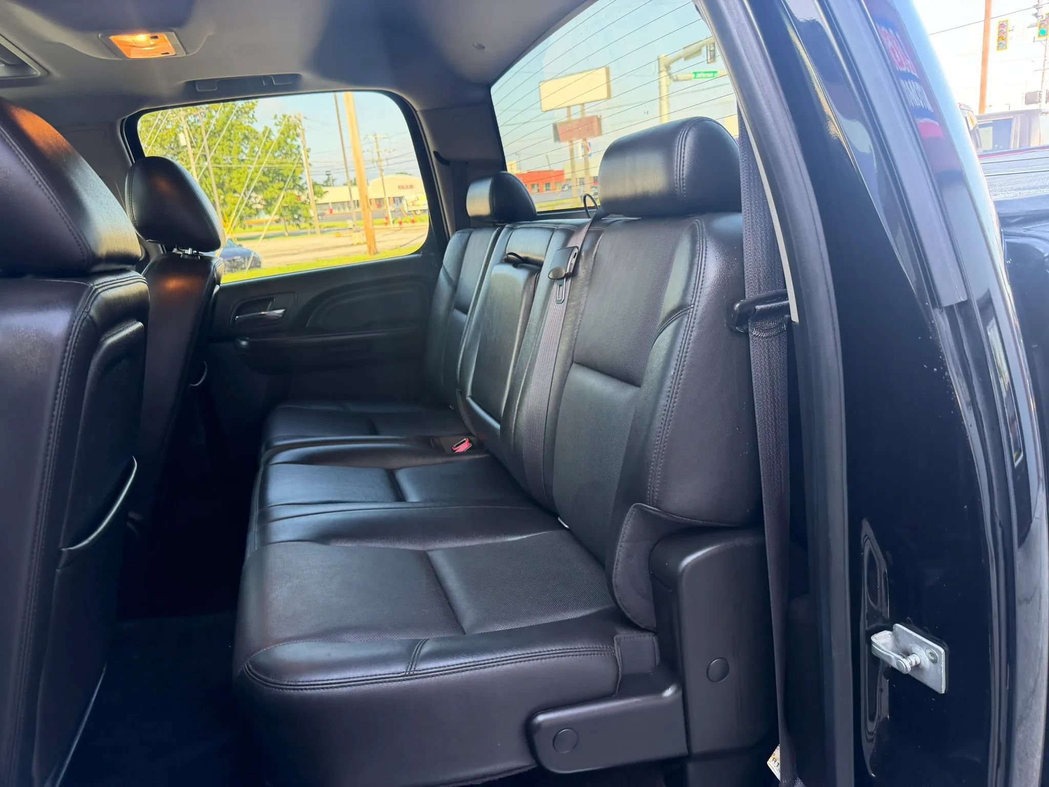 Used 2014 GMC Sierra 2500 Denali AWD/4WD image 29