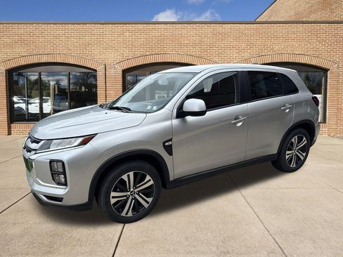 Used 2026 Mitsubishi Outlander Sport ES AWD/4WD image 8