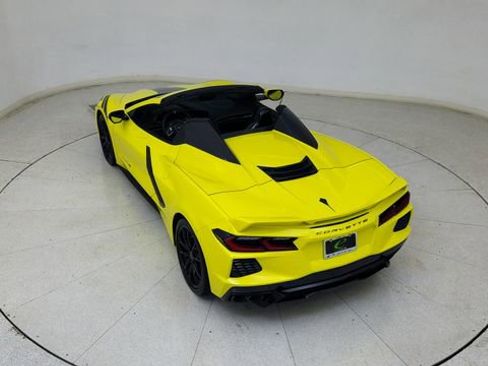 Used 2024 Chevrolet Corvette Stingray Premium Conv w/ Z51 Performance Package image 76