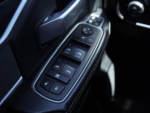 Certified 2024 RAM 3500 Big Horn image 16