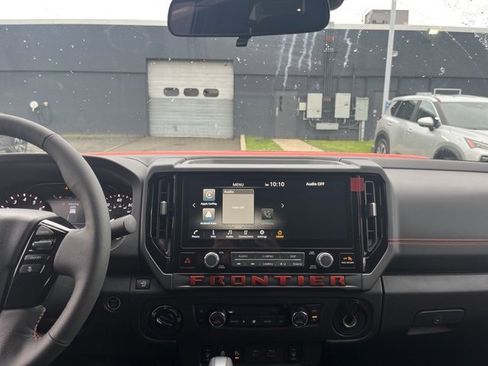 New 2025 Nissan Frontier PRO-4X w/ Pro Convenience Package image 12