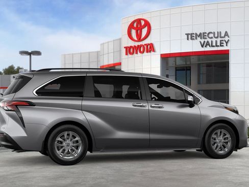New 2026 Toyota Sienna XLE FWD image 13