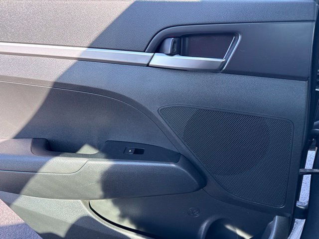 Used 2019 Hyundai Elantra SE w/ Cargo Package FWD image 23