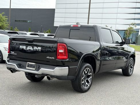 Used 2025 RAM 1500 Laramie AWD/4WD image 5