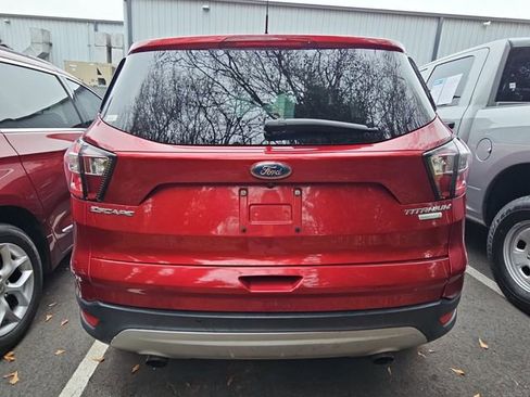 Used 2017 Ford Escape Titanium image 4