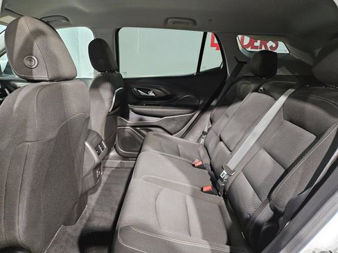 Used 2024 GMC Terrain SLE AWD/4WD image 34