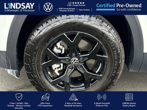 Used 2025 Volkswagen Atlas Peak Edition SE image 8
