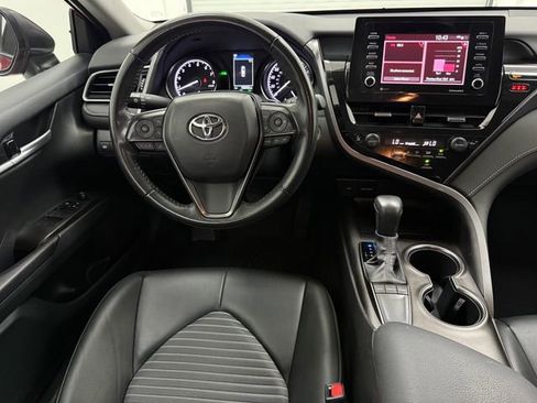 Used 2023 Toyota Camry SE w/ Convenience Package image 32