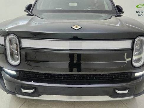 Used 2024 Rivian R1S Adventure AWD/4WD image 20