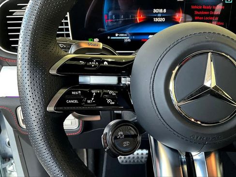 Used 2025 Mercedes-Benz GLE 53 AMG 4MATIC image 23