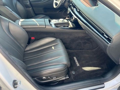 Used 2023 Genesis G80 2.5T image 17