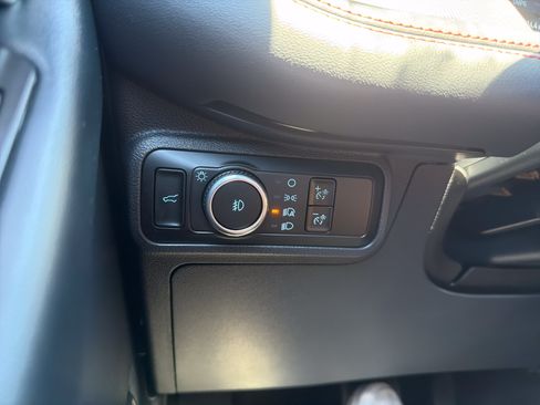 Used 2025 Ford Explorer ST AWD/4WD image 34