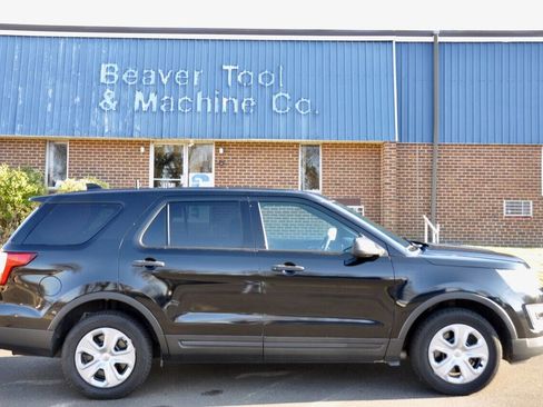 Used 2017 Ford Explorer 4WD Police Interceptor image 7