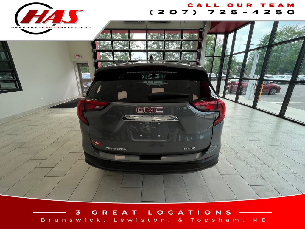 Used 2021 GMC Terrain SLE w/ Driver Convenience Package AWD/4WD image 5