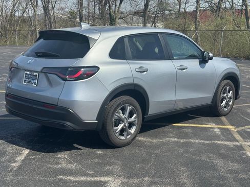 Certified 2026 Honda HR-V LX image 3