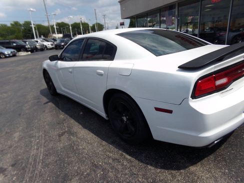 Used 2014 Dodge Charger SE RWD image 37