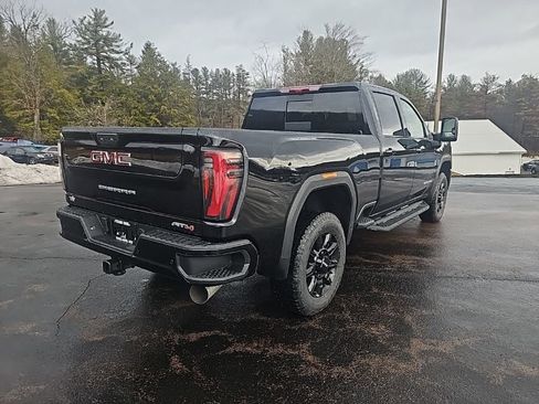 New 2026 GMC Sierra 2500 AT4 w/ Technology Package AWD/4WD image 5
