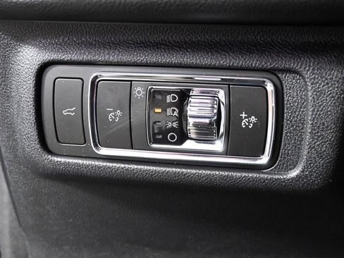 New 2026 Lincoln Corsair Premiere AWD/4WD image 24