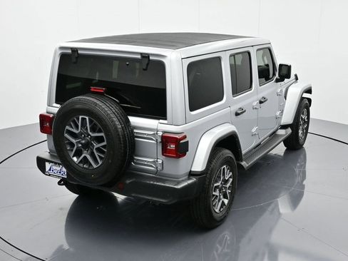 New 2024 Jeep Wrangler Unlimited Sahara w/ Technology Group image 33