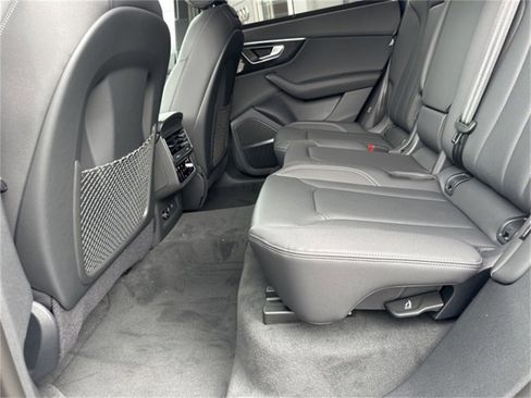 New 2025 Audi Q8 Premium Plus image 11