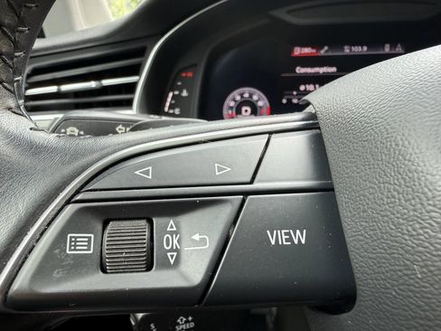 Used 2020 Audi Q7 3.0T Premium Plus AWD/4WD image 28