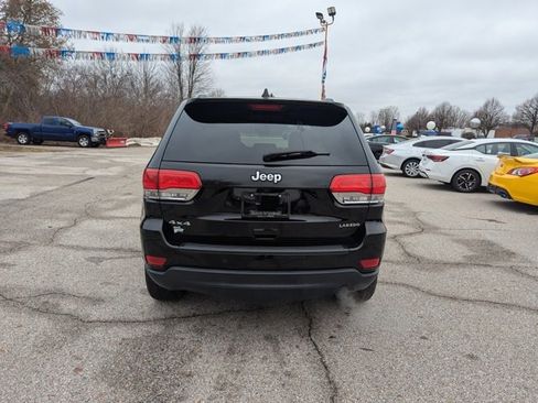 Used 2018 Jeep Grand Cherokee Laredo image 4