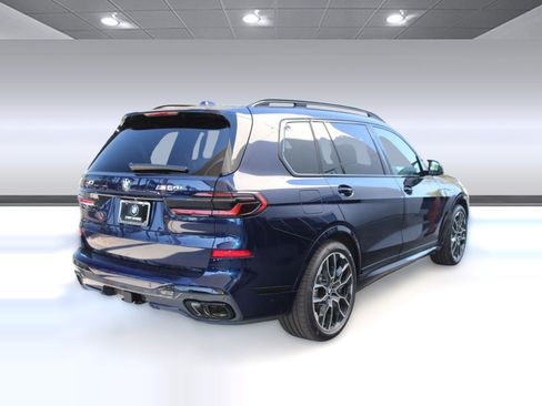 New 2026 BMW X7 M60i image 9