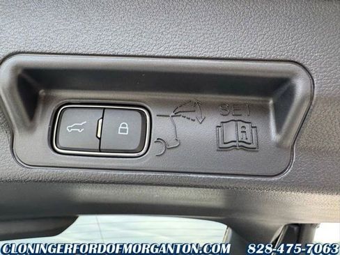 New 2026 Ford Explorer ST-Line w/ ST-Line Street Pack image 8