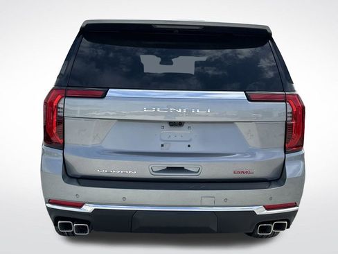 New 2026 GMC Yukon Denali w/ Denali Reserve Package image 6