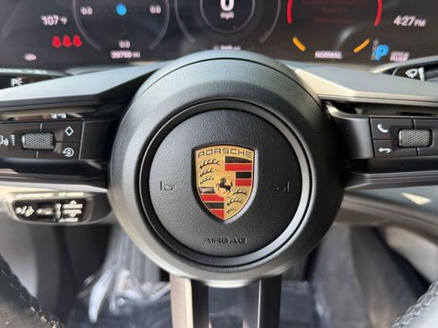 Used 2022 Porsche Taycan RWD image 11