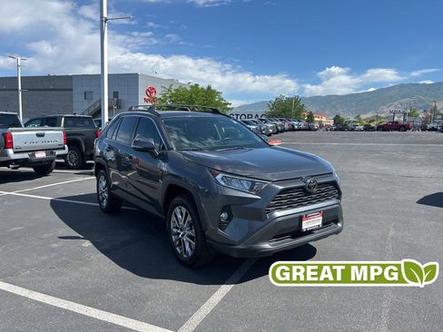 Used 2019 Toyota RAV4 XLE Premium w/ Cold Weather Package AWD/4WD image 1