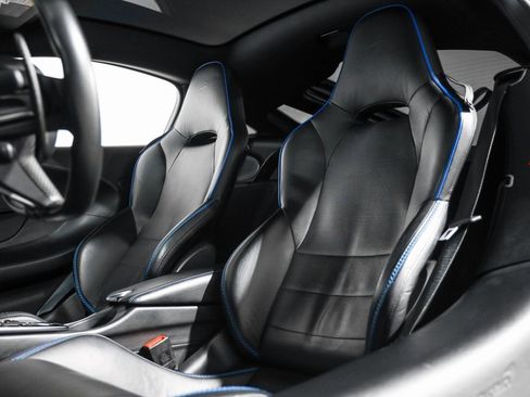Used 2020 McLaren GT image 40