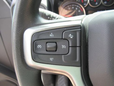 Used 2021 Chevrolet Silverado 1500 Custom Trail Boss w/ Safety Confidence Package AWD/4WD image 21
