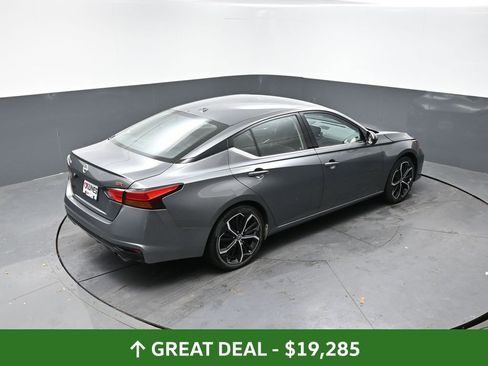 Used 2024 Nissan Altima 2.5 SR image 41