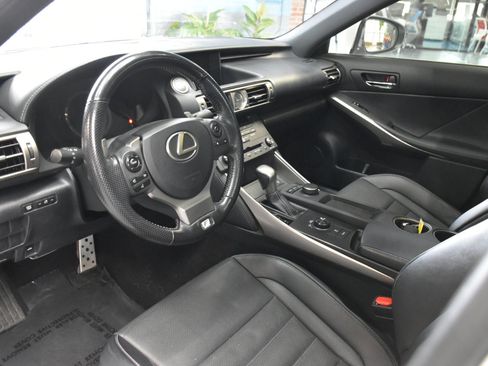 Used 2016 Lexus IS 300 F Sport image 23