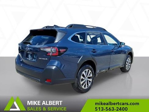Used 2024 Subaru Outback Premium AWD/4WD image 7