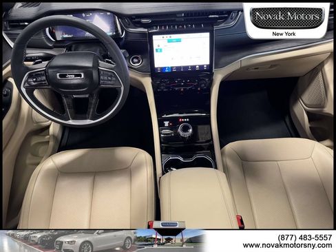 Used 2023 Jeep Grand Cherokee L Limited w/ Luxury Tech Group II AWD/4WD image 15