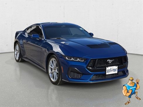 Used 2024 Ford Mustang GT Premium image 3