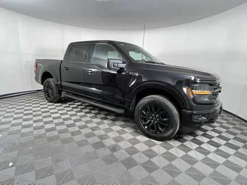 New 2026 Ford F150 XLT w/ Equipment Group 302A MID AWD/4WD image 6