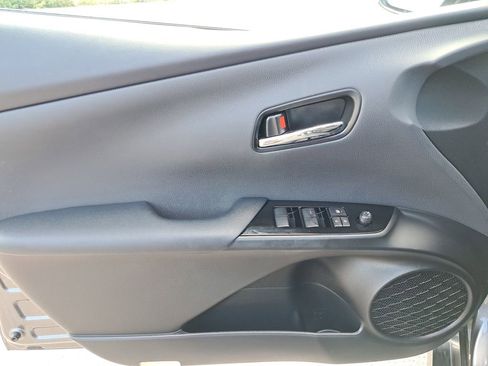 Used 2022 Toyota Prius Prime LE image 13