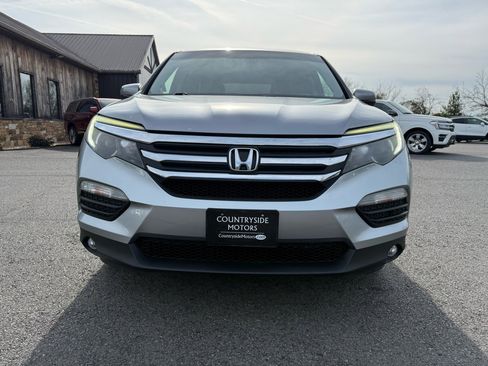 Used 2017 Honda Pilot EX image 9