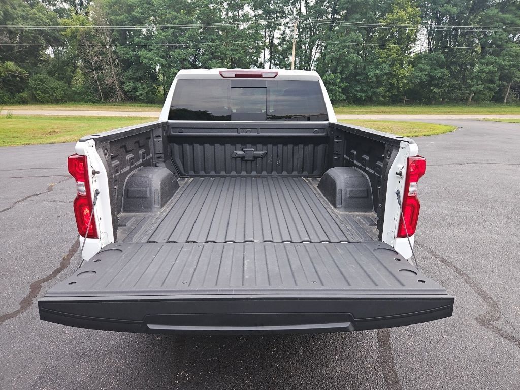Used 2025 Chevrolet Silverado 1500 RST w/ Convenience Package II AWD/4WD image 6