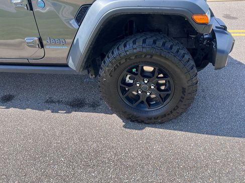 Certified 2025 Jeep Wrangler Unlimited Sport S 4xe AWD/4WD image 4
