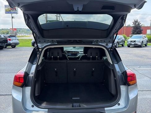 Used 2023 Buick Encore GX Preferred w/ Cold Weather Comfort Package AWD/4WD image 28