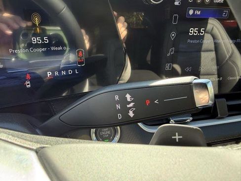 New 2026 Chevrolet Equinox LT w/ Convenience Package II image 13