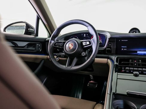 New 2026 Porsche Panamera 4 image 26