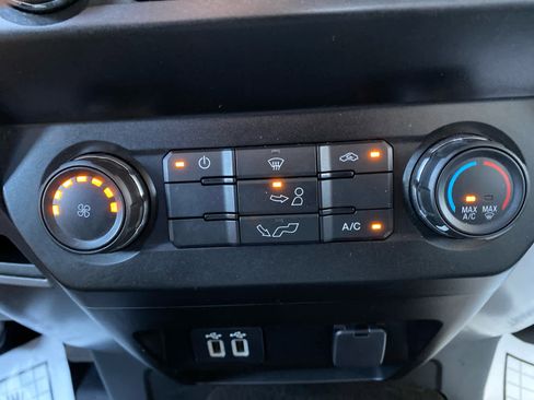 Used 2019 Ford F150 XLT image 16