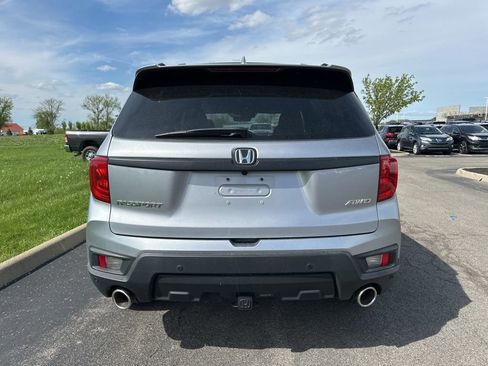 Used 2023 Honda Passport EX-L image 9
